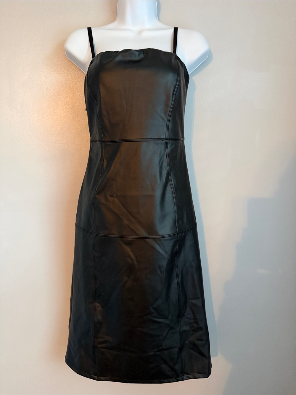 Popilush Black Faux Leather Sculpting Midi Dress